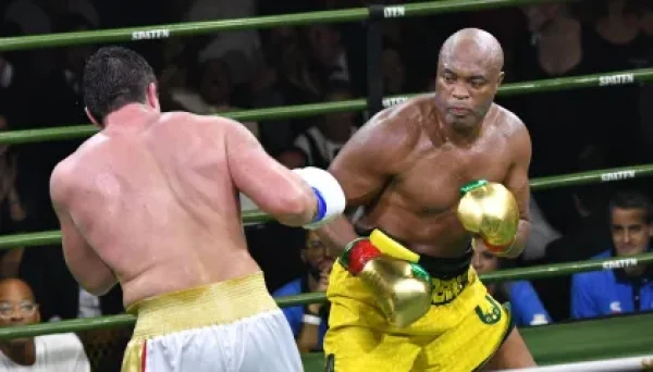 Anderson Silva rebate críticas após luta com Sonnen