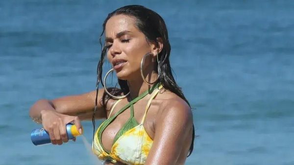 Anitta cancela show no São João de Campina Grande devido a problemas de saúde