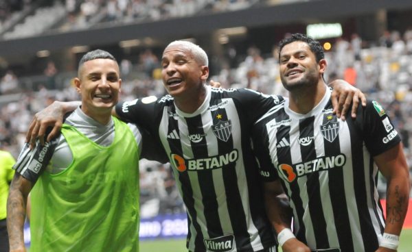 Arana, Deyverson e Hulk durante vitria do Atltico sobre o Bragantino (foto: Gladyston Rodrigues/EM/D.A Press)