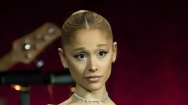 Ariana Grande se despede da avó Marjorie, aos 98 anos