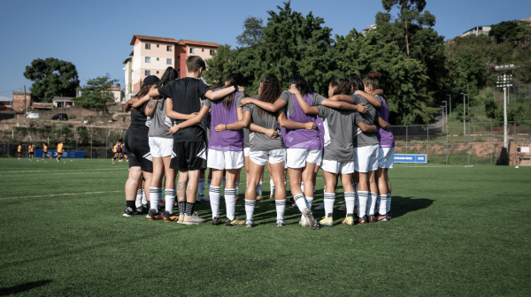 Em 2024, Atltico encerrou atividades da base e fez parceria com projeto social para atuar no Sub-17 e no Sub-20 do futebol feminino (foto: Daniela Veiga/Atltico)