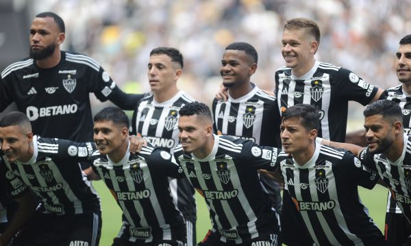 Jogadores do Atltico antes de jogo contra o Bahia pelo Brasileiro (foto: Alexandre Guzanshe/EM/DA.Press)