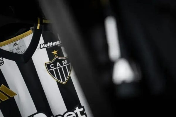 Atlético-MG enfrenta novos atrasos em pagamentos a jogadores e agentes