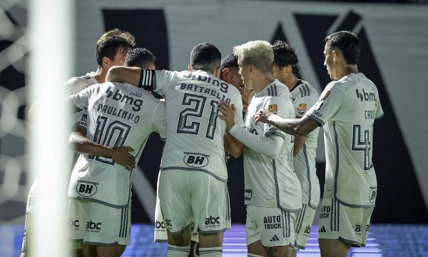 Jogadores do Atltico comemoram gol sobre o RB Bragantino (foto: Pedro Souza/Atltico)