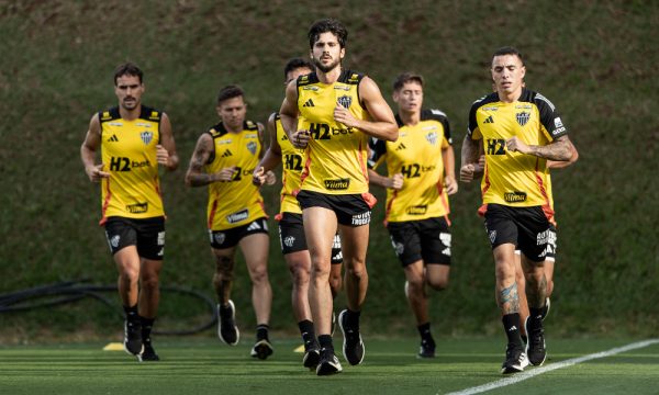 Jogadores do Atltico durante treino na Cidade do Galo (foto: Pedro Souza/Atltico)