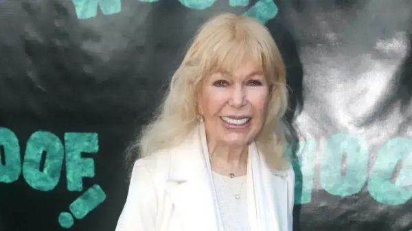 Atriz Loretta Swit, famosa por 'M*A*S*H', falece aos 87 anos
