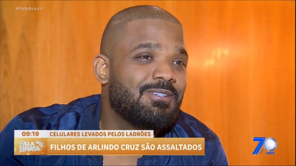 Filhos de Arlindo Cruz são roubados em evento em homenagem ao pai no RJ - RecordTV