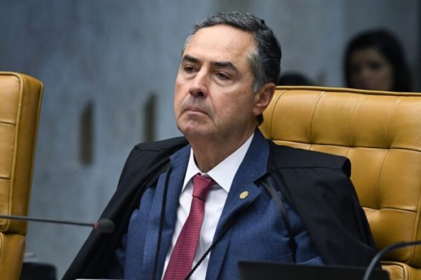 Barroso critica PEC do Senado que limita poderes de ministros do STF