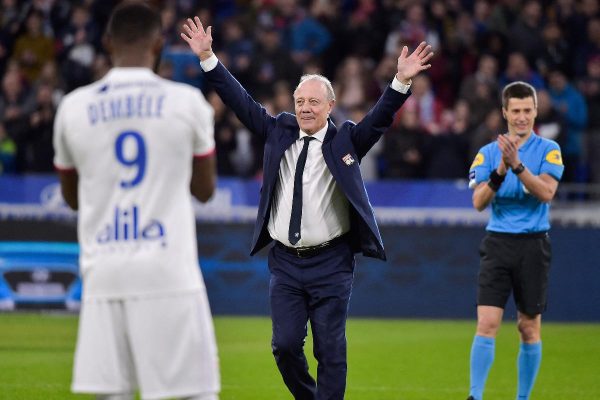 Bernard Lecombe, dolo do Lyon (foto: ROMAIN LAFABREGUE/AFP)