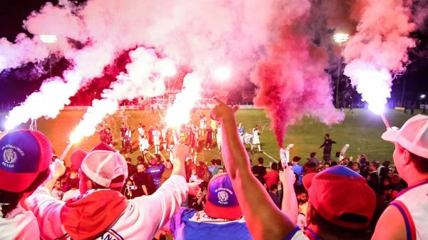 Torcida do Betim em jogo do Mdulo 2 do Campeonato Mineiro, em junho de 2024 (foto: Divulgao/Betim Futebol)