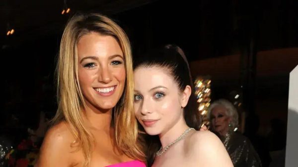 Blake Lively faz emocionante tributo à colega Michelle Trachtenberg