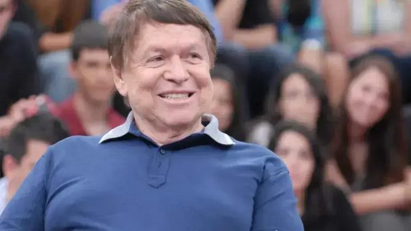 Boni justifica ausência na comemoração dos 60 anos da Globo