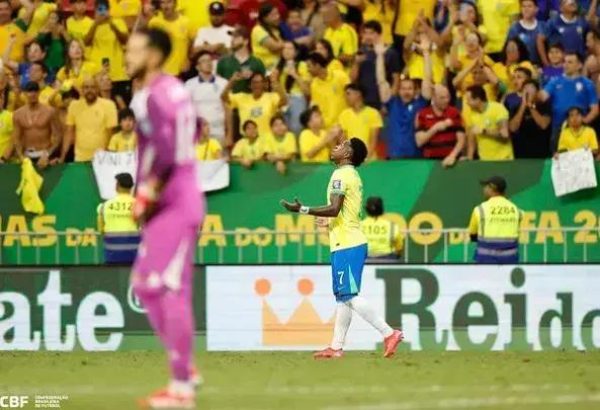 Brasil supera Colômbia com gols de Vini Jr. e Raphinha nas Eliminatórias