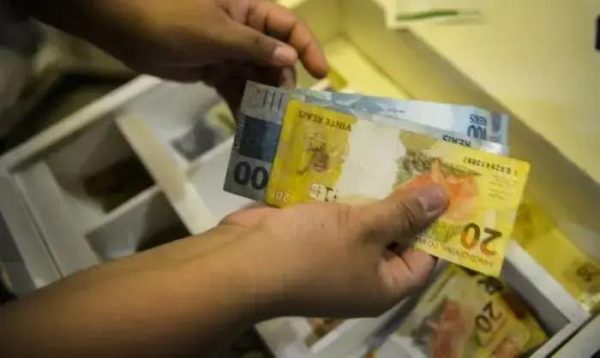 Caixa Econômica libera Bolsa Família para beneficiários com NIS final 3
