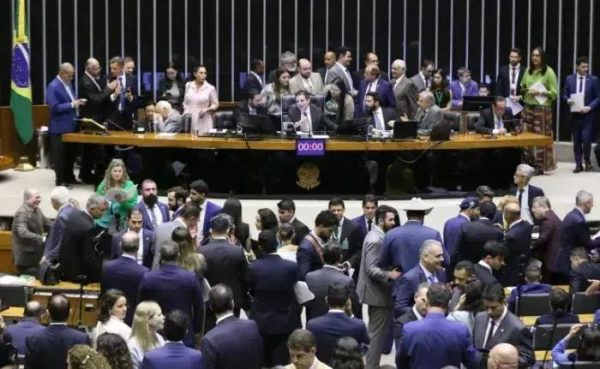 Câmara dos Deputados pode votar formação de motoristas de baixa renda