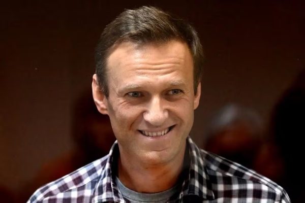 Morre Alexei Navalny, principal opositor de Putin na Rússia