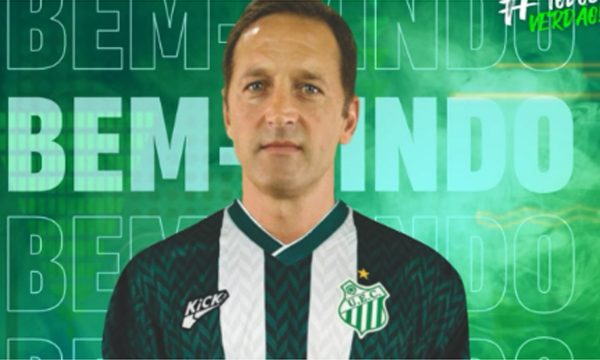 Uberlndia anunciou Marcelo Caranhato como novo treinador (foto: Reproduo/Uberlndia Esporte Clube)