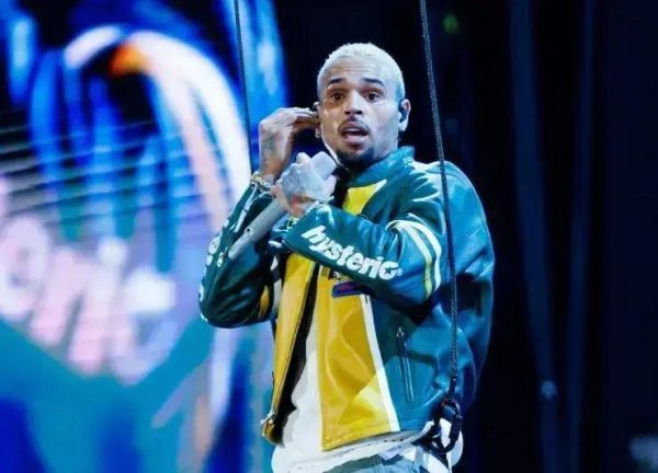Chris Brown é detido em Manchester por agressão em boate
