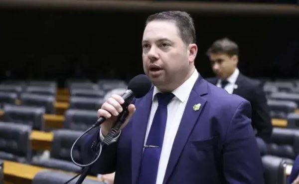 Comissão aprova revogação de dispositivos antiquados da lei do açúcar e álcool