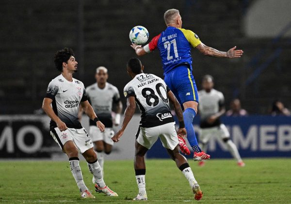 Corinthians e UCV empataram pela Libertadores (foto: Juan BARRETO / AFP)