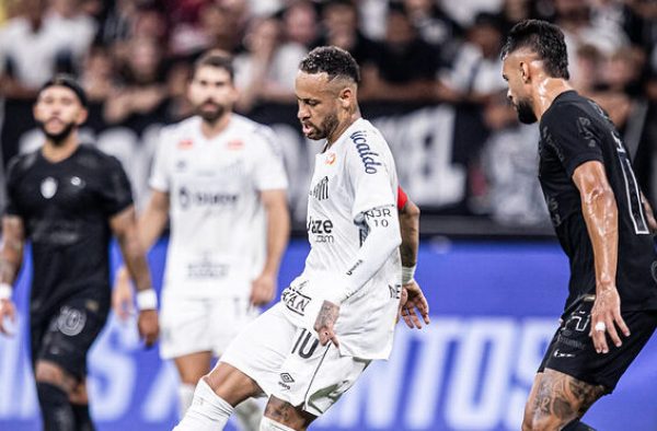 Neymar em ao em Corinthians x Santos (foto: Raul Baretta/Santos)