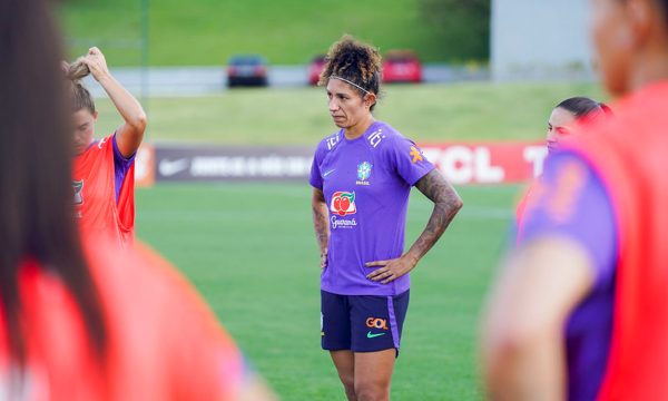 Cristiane em treino da Seleo Brasileira (foto: Divulgao/CBF)