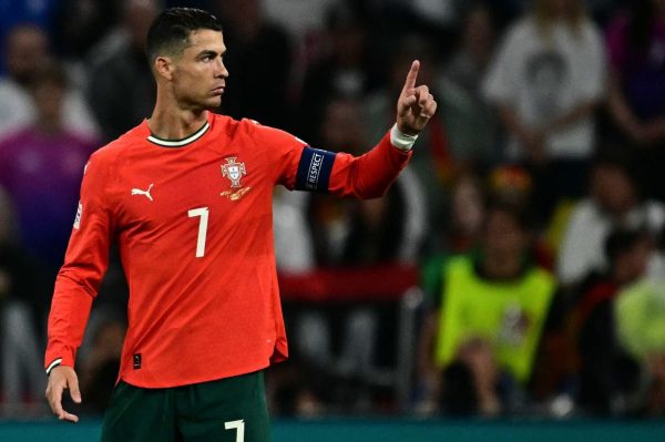 Cristiano Ronaldo em Alemanha x Portugal (foto: Tobias Schwarz/AFP)