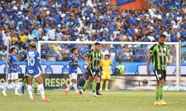 Cruzeiro e Amrica empataram por 1 a 1 no Mineiro (foto: Ramon Lisboa/EM/D.A Press)