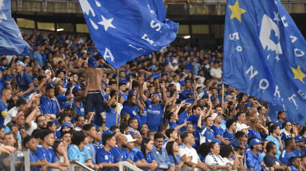 Torcida do Cruzeiro no Mineiro (foto: Ramon Lisboa/EM/D.A Press)
