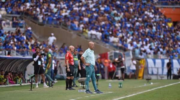 Leonardo Jardim, tcnico do Cruzeiro (foto: Ramon Lisboa/EM/D.A Press)