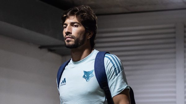 O volante Lucas Silva pertence ao Cruzeiro at o fim de 2027 (foto: Gustavo Aleixo/Cruzeiro)