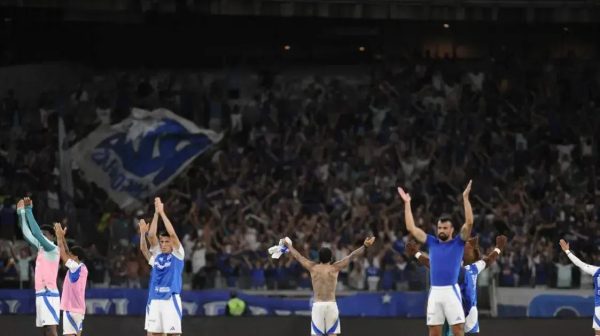 Cruzeiro planeja Mineirão lotado contra Flamengo: previsão de 57 mil torcedores