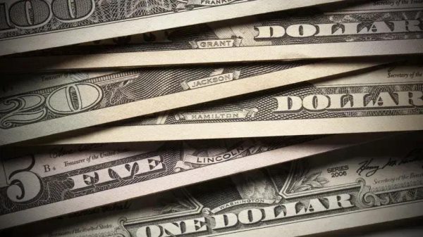 Dólar apresenta queda impulsionada por expectativas de negociações entre EUA e China