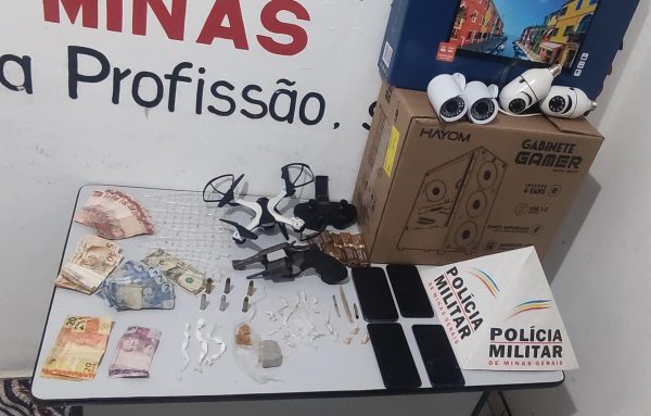 Polícia apreende drogas, arma e munições durante operação em Virgolândia | Vales de Minas Gerais