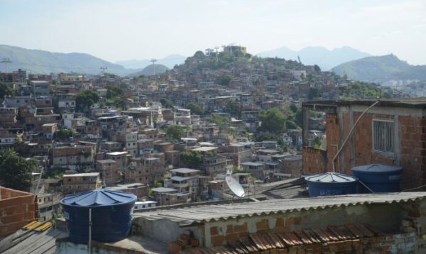 Fome atingiu metade dos moradores do Alemão de 2020 a 2022 