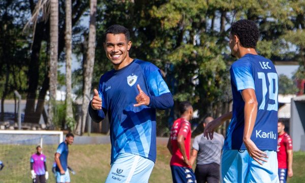 Echapor j treina pelo Londrina (foto: Rafael Martins/ Londrina EC)