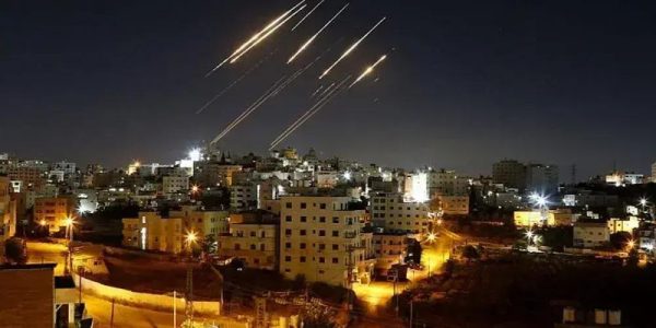 Embaixada do Brasil em Israel começa a identificar cidadãos para repatriação