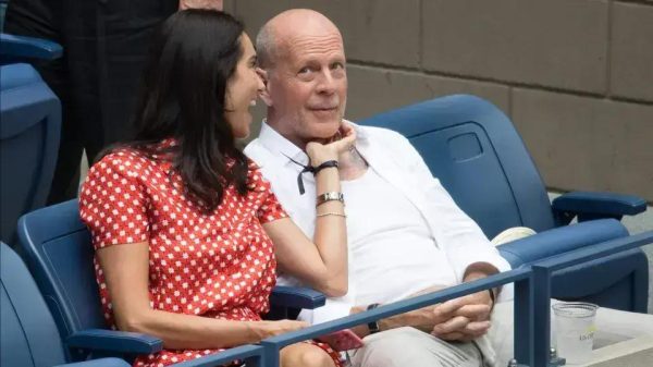 Emma Heming Willis homenageia Bruce Willis em Dia dos Pais e desabafa