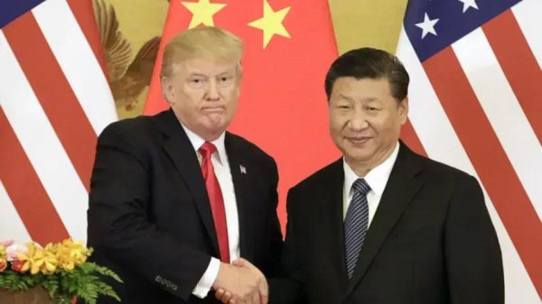 EUA e China buscam aliviar tensões com acordo de redução de tarifas