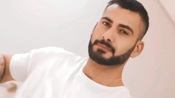 Ex-BBB Nizam comunica falecimento da mãe em social media