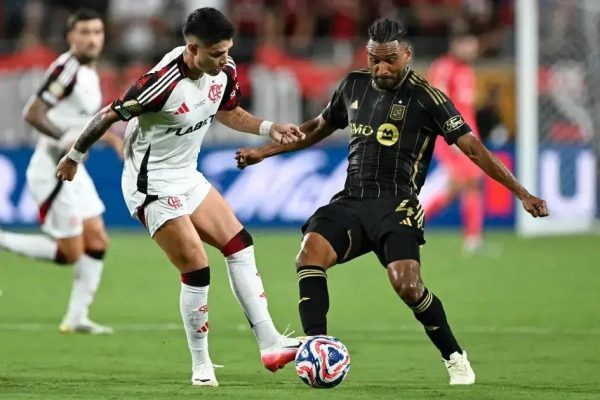 Flamengo empata com Los Angeles e permanece invicto no Mundial de Clubes