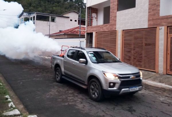 Paraíso inicia uso do fumacê para combater o mosquito transmissor da dengue