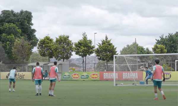 Gabigol marcou de pnalti em jogo-treino (foto: Fbio Figueiredo/TV Cruzeiro)