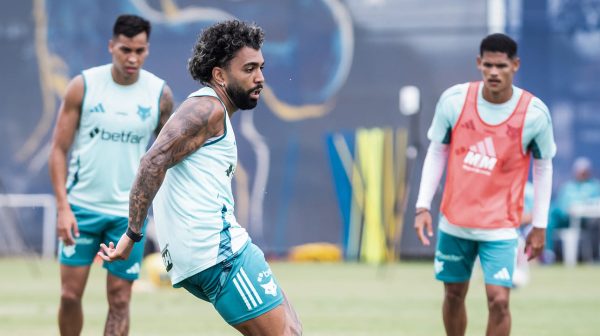 Gabigol, atacante do Cruzeiro, durante jogo-treino na Toca da Raposa (foto: Gustavo Aleixo/Cruzeiro)