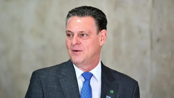 Governo adota medidas eficazes contra a inflação dos alimentos, afirma Fávaro
