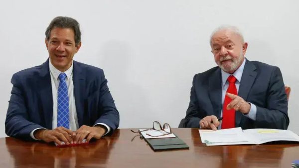 Governo Central registra superávit primário de R$ 17 bilhões em abril