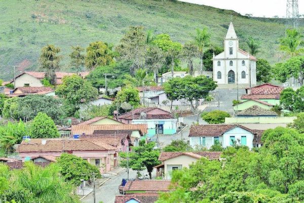 Gasto para bancar vereadores em MG cresce 35% em quatro anos