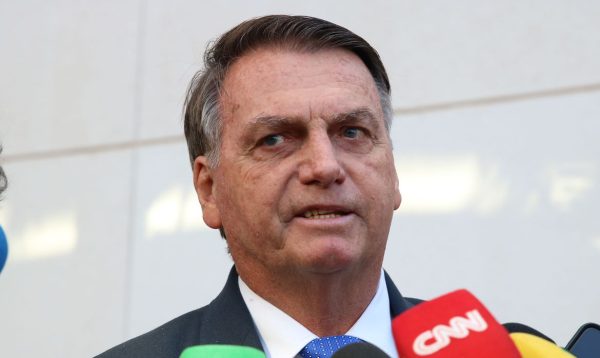 Bolsonaro é internado em São Paulo para exames de rotina | Portal ZUG - Vale do Aço