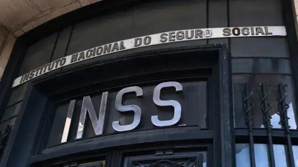 INSS antecipa pagamento de aposentados e pensionistas para março