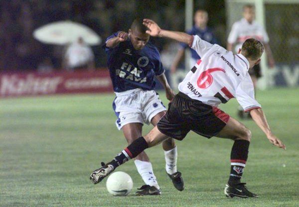 Jackson conquistou a Copa do Brasil de 2000 pelo Cruzeiro em final contra o So Paulo (foto: Paulo Filgueiras/EM/D.A Press)